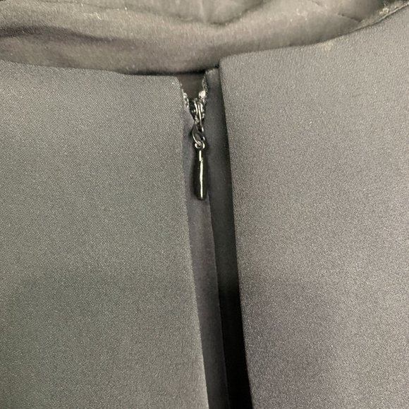 HALSTON HERITAGE Black Cutout Back V-Neck Fit &‎ Flare Dress Sz 4 - Picture 9 of 13